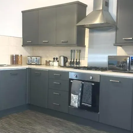 2 Bedroom City Centre Duplex Apt Preston  Exterior photo