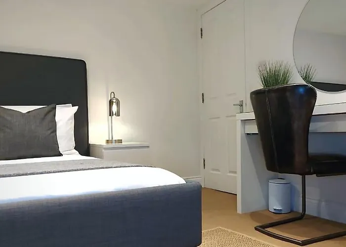 2 Bedroom City Centre Duplex Apt